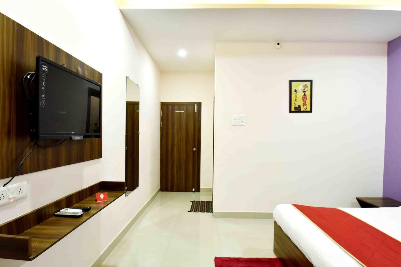 Hotel Hori Palace Удджайн Экстерьер фото